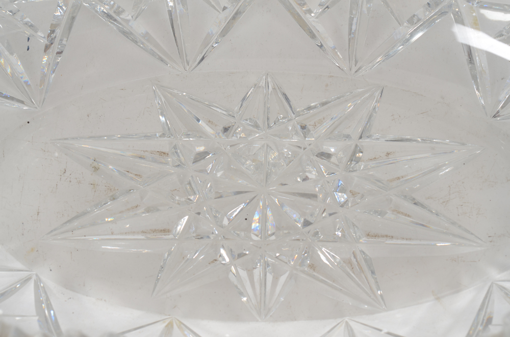 a large Val St-Lambert canoe shaped cut crystal coupe — The inside with a cut star decoration