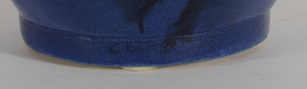 Jan Cockx Blue Nude Vase — Frontal signature in blue on the standing rim