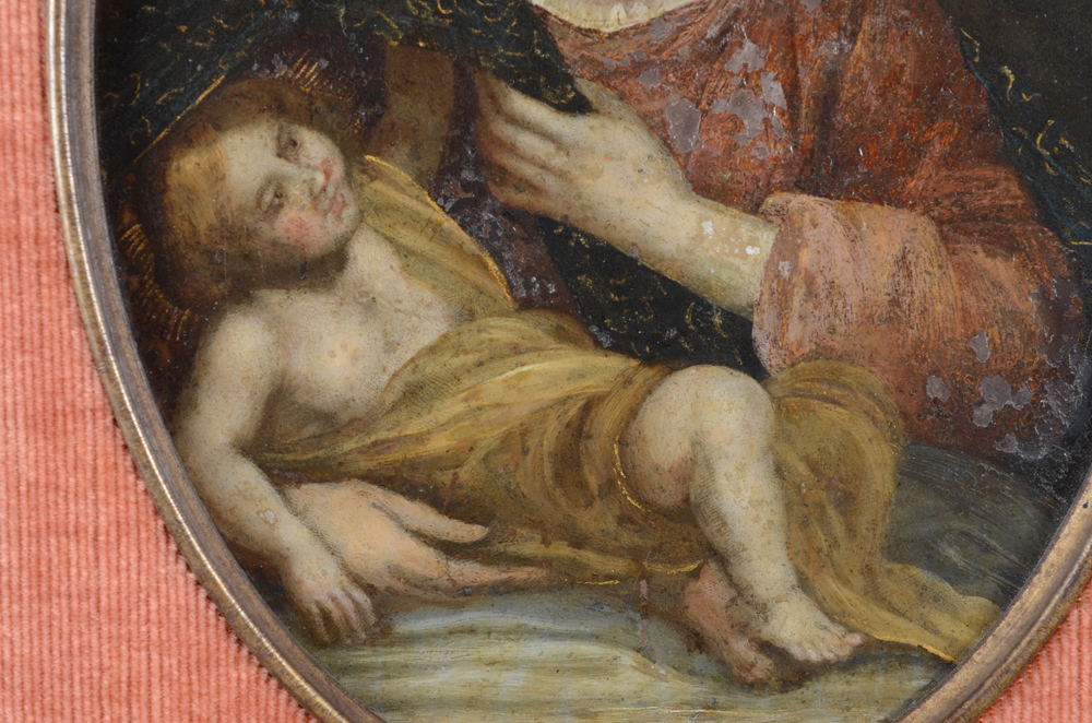 Madonna and child Flemish old master painting on copper — Detail of the child with lacunas visible