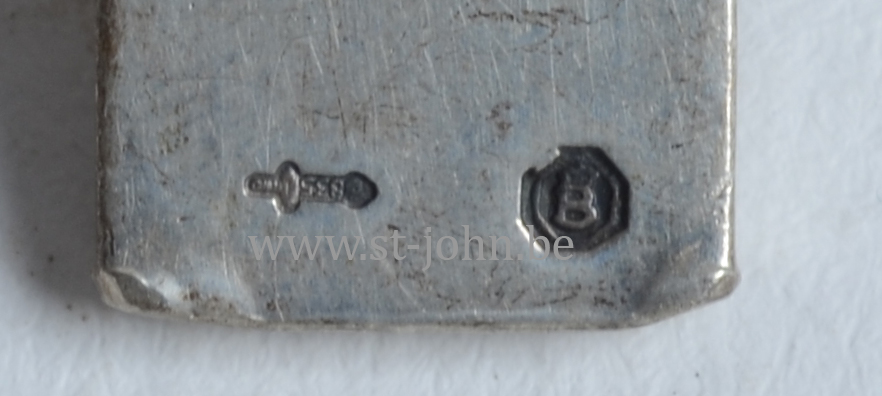 Dutch silver Marks on the back of the cross, with alloy mark of 835/1000.