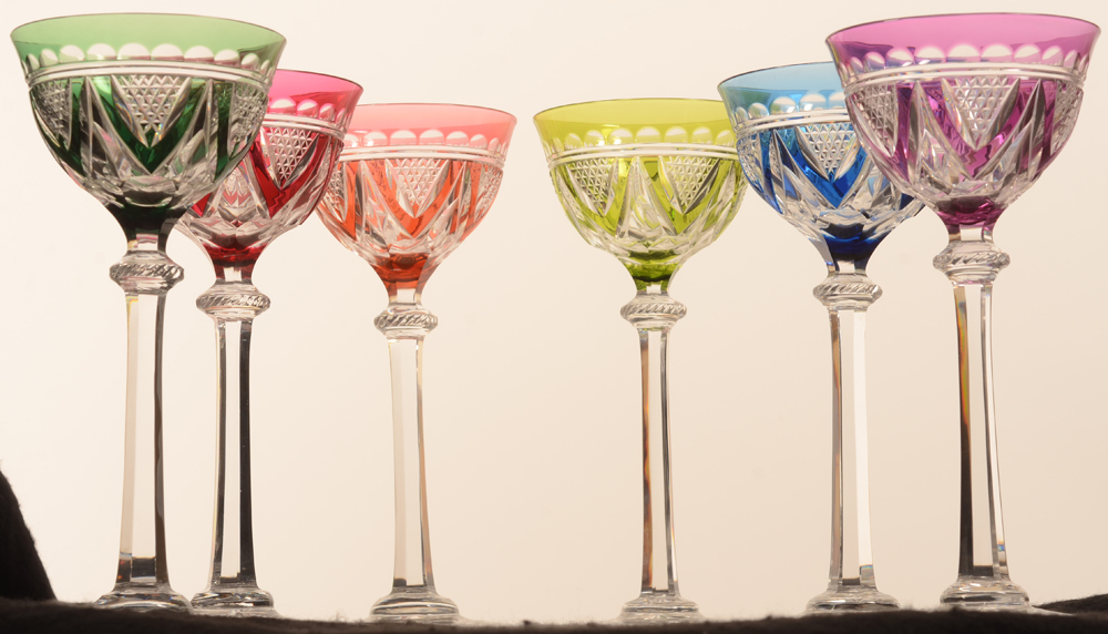 Saint Louis or Baccarat set of 6 roemer glasses — Ensemble de 6 verres roemers en cristal Saint-Louis ou Baccarat taillé