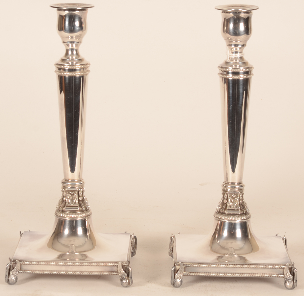 Souche-Lapparra — Une paire de candelabres en argent, premier titre de chez Souche-Lapparra (Paris)