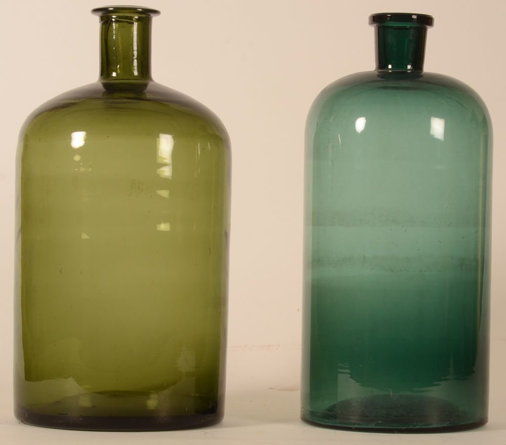 Spilliaert glass bottles — Type de bouteilles industrielles très proche de ceux visibile sur les oeuvres de Spilliaert