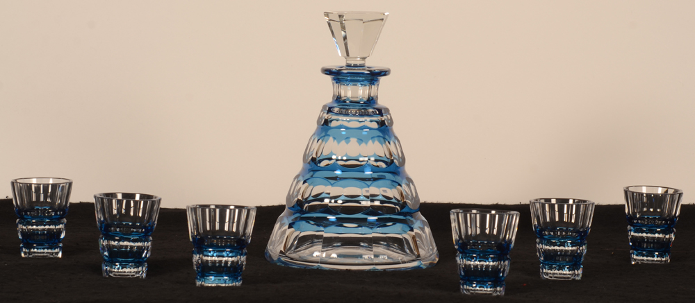 Val Saint-Lambert delicate blue Liquor set — Ensemble de 6 verres et une caraphe bleu doux