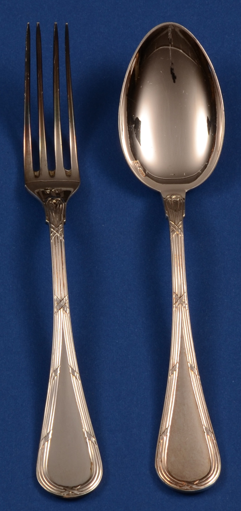 Wolfers 223 Filets Rubans small Fork and Spoon — Wolfers zilveren lepel en vork van klein formaat, nieuwstaat, nooit gebruikt!