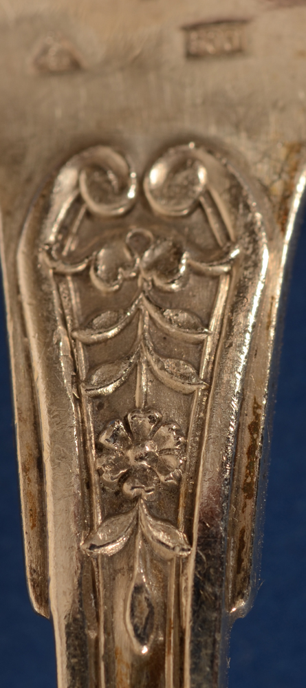 Wolfers Frères — Detail of the flower ornament at the end of the handle