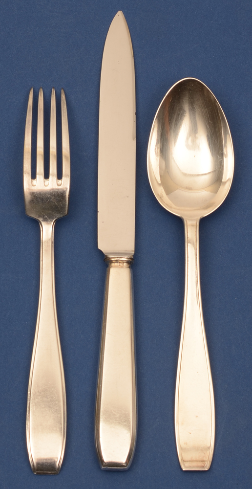 Wolfers Frères — <p>Large fork, knife and spoon in the Jade pattern, silver</p>