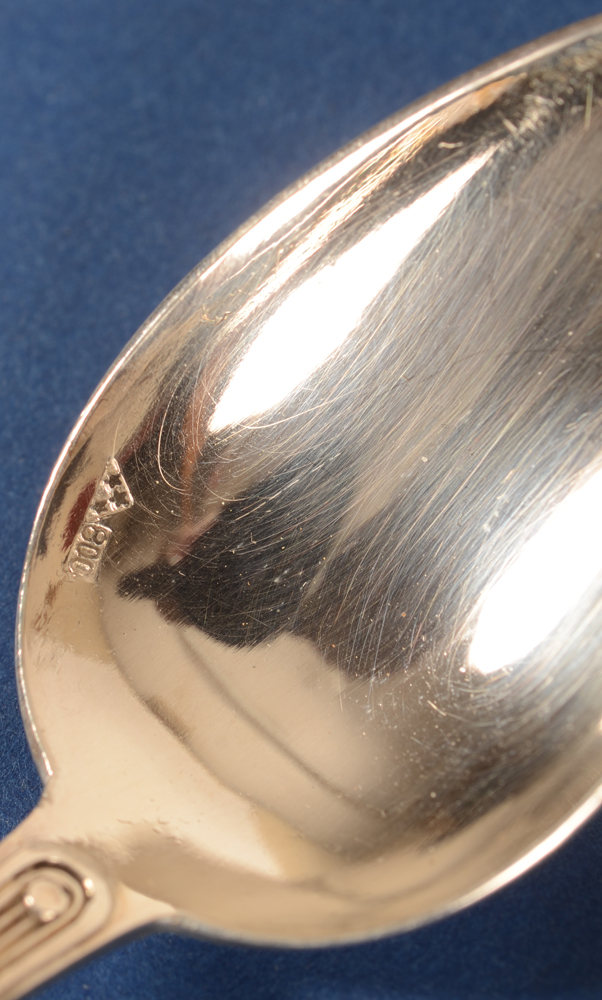 Wolfers Frères  — Marks on the inside of the spoon