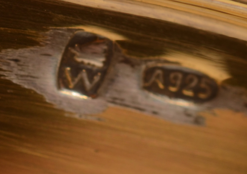 Wolfers Frères SA — Makers mark and alloy mark on the inside of the top rim