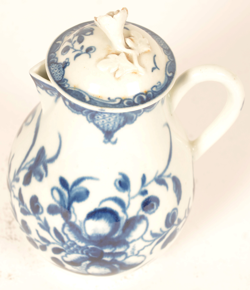 Worcester 18th century porcelain cream pitcher with lid — The creamer with lid, Mansfield pattern, 1st period
