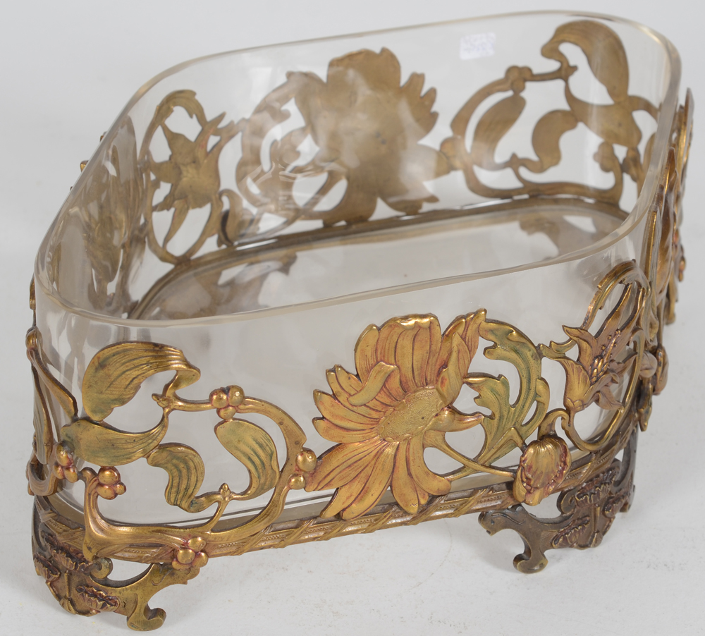 French Art Nouveau Jardinière — Side view