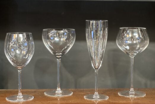 Val St-Lambert model Académie du Vin crystal drinking glasses