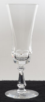 Val St-Lambert, model Senlis, taille côtes plates, cut crystal champagne glass