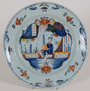 a polychrome Delftware dish with unusual chinoiserie pattern, ca. 1800