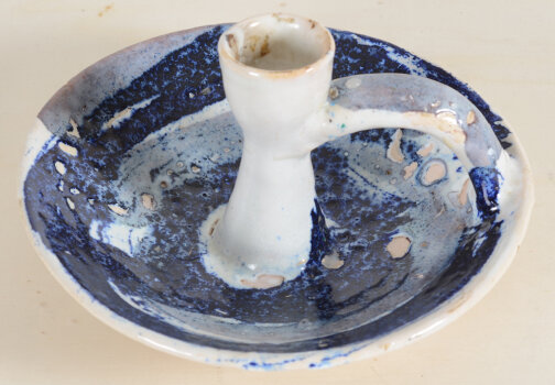 Jack Jefferys (attributed to) a ceramic chamberstick, 1950's