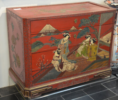A 1930's Japonist art deco chest of drawers
