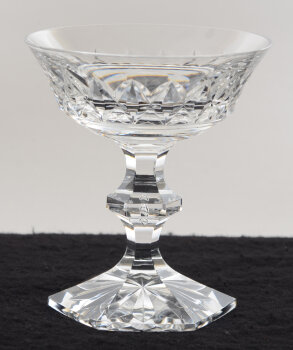 Val St-Lambert, Metternich, taille fantaisie, champagne glass in cut crystal