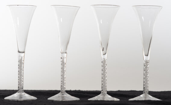 4 English air twist flute wine glasses, 18th century