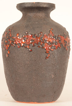 Amphora - Rogier Vandeweghe brutalist vase
