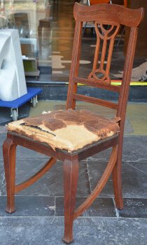 F. De Deyne (Gand) 6 early art nouveau chairs in mahogany