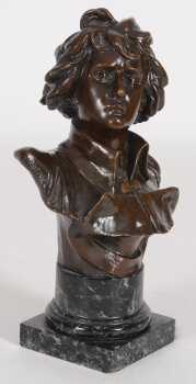 Lucca Madrassi Bust of the young Napoleon, patinated bronze on a marble base