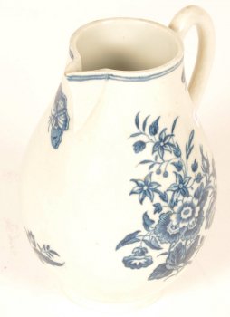 18th century Worcester porcelain milk ewer
