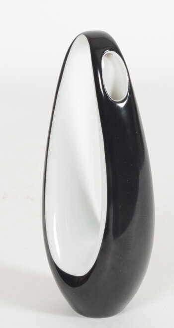Beate Kuhn Kummet orchids vase for Rosenthal 1953 (design)