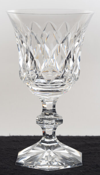 Val St-Lambert, cut crystal water or wine glass, model Metternich, taille fantaisie
