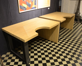 Gevaert-Vanheuverswyn (architects), a pair of personal desks