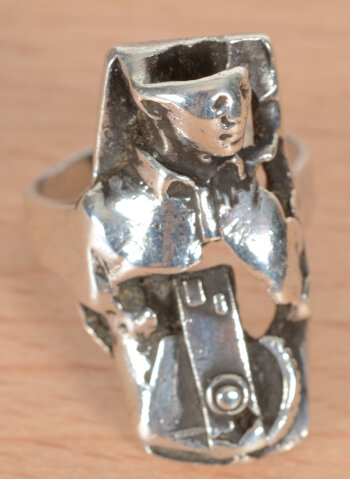 Raf Verjans Be-come sterling silver ring