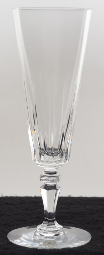 Val St-Lambert, model Faraday taille Balmoral cut crystal champagne glass