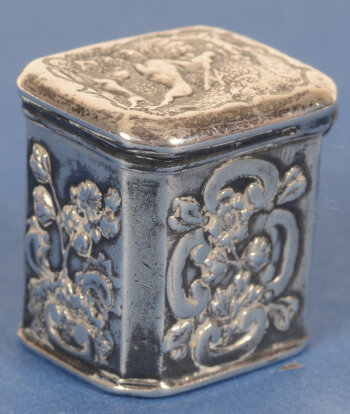 Willem Wobbe Loderein (vinaigrette) box silver