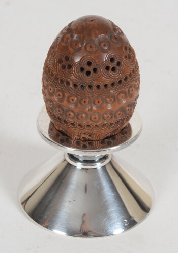 Wolfers Frères a 1930's silver modernist egg cup