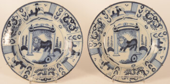 a pair of Delft Batavian Lion plates