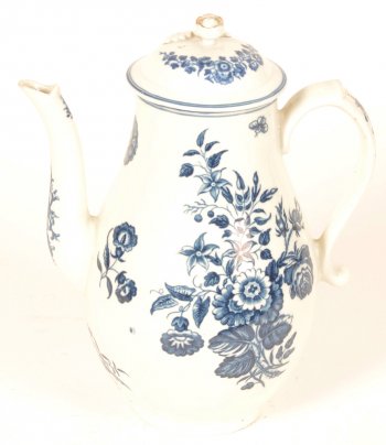 Worcester porcelain 18th century coffee pot